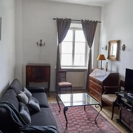 Apartment Royal Castle Wing Appartment, Two And A Kitchen, 55sqm