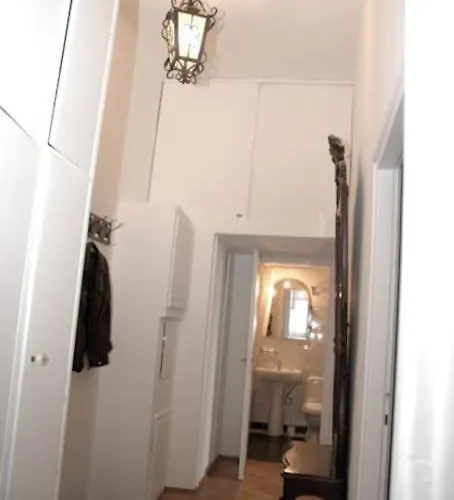 Royal Castle 2 And Kitchen 55sqm *