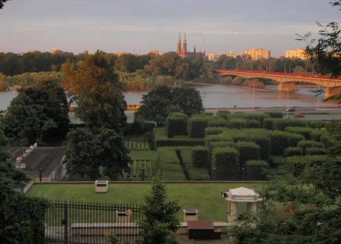 Royal Castle 2 And Kitchen 55sqm